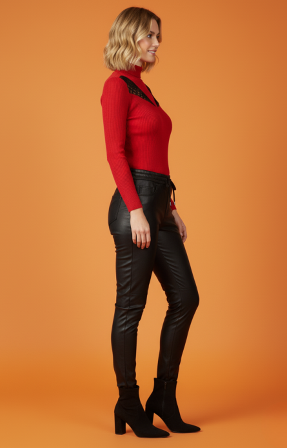 Kadın Siyah Deri Jogger Pantolon Beli Lastikli Rahat Şık