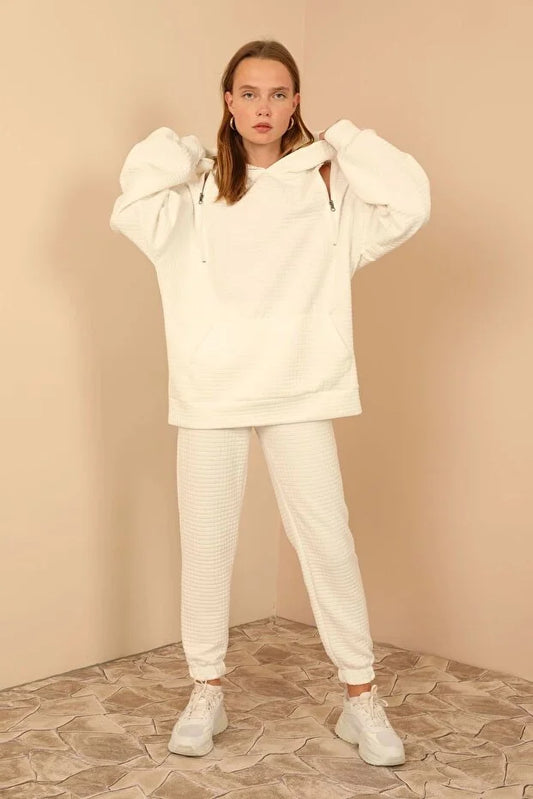 Petek Kumaş Uzun Kol Kapüşonlu Fermuar Detaylı Kadın Sweatshirt-ekru