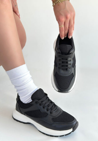 Slar Siyah Cilt Bağcıklı Spor Ayakkabı