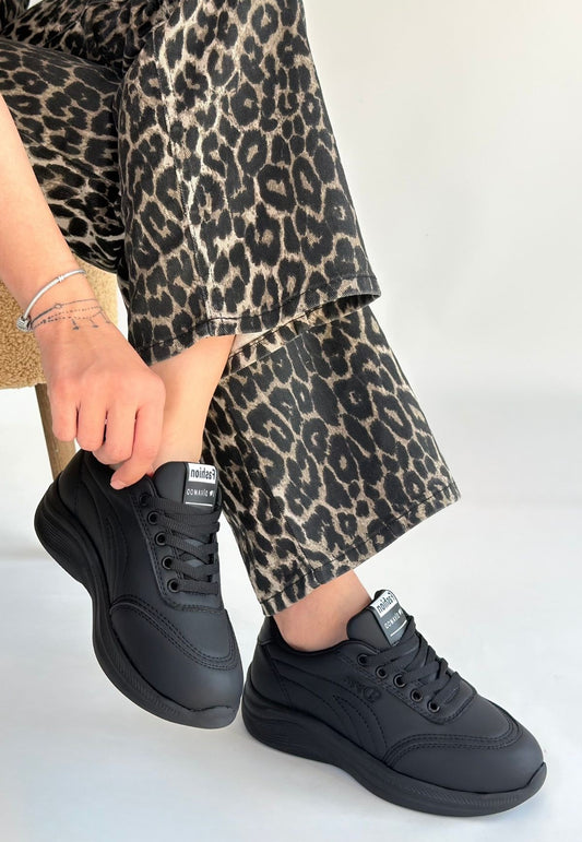 Yejja Siyah Cilt Bağcıklı Spor Ayakkabı